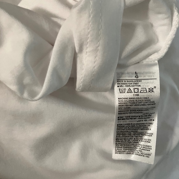 (1) NWT Mens L Old Navy Solid Classic White Crew-Neck T-Shirt - Picture 6 of 7